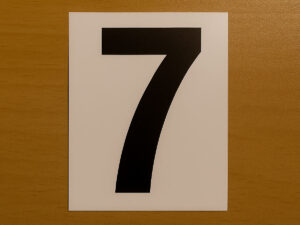 Samolepka číslo 7