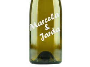 Samolepka etiketa na láhev